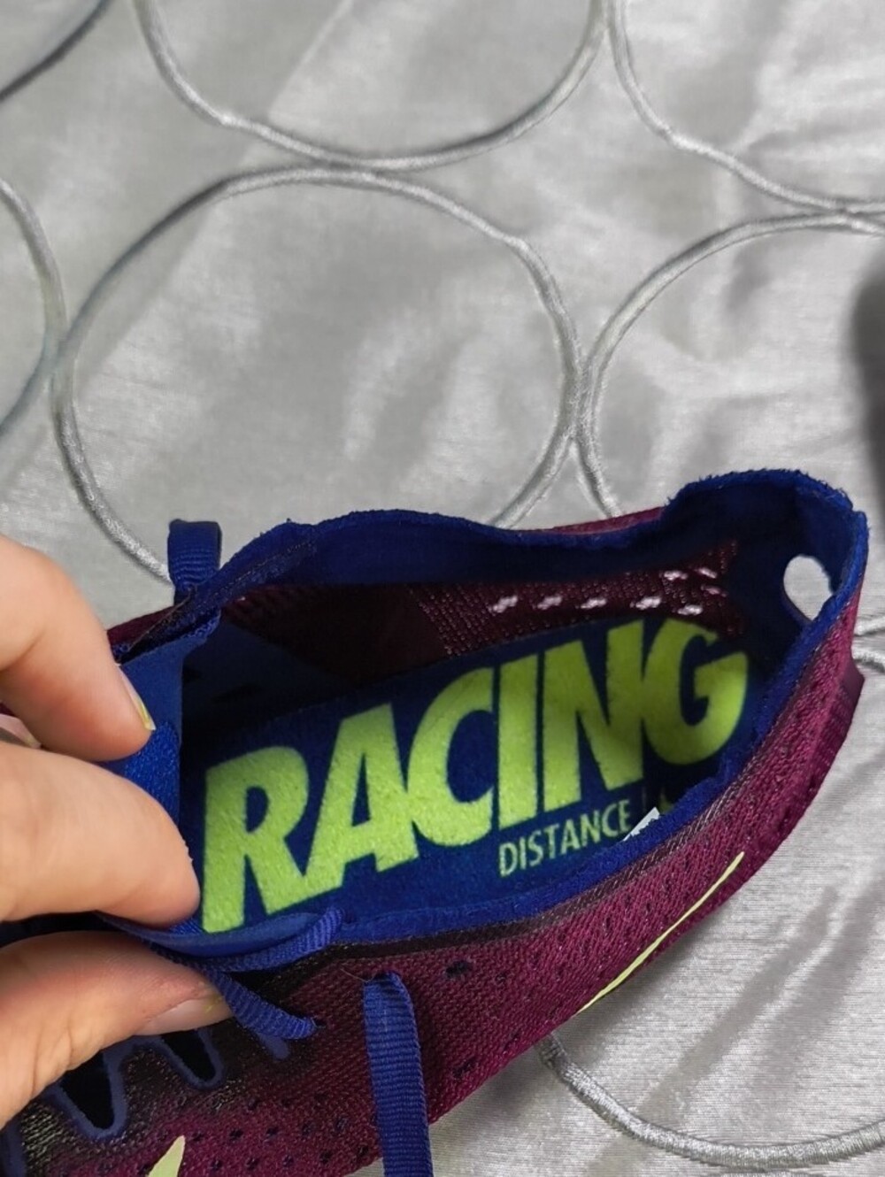 Nike Maroon Kids Track Spikes with Neon Yellow Swoosh Size 5 Boys C20 - Picture 5 of 9
